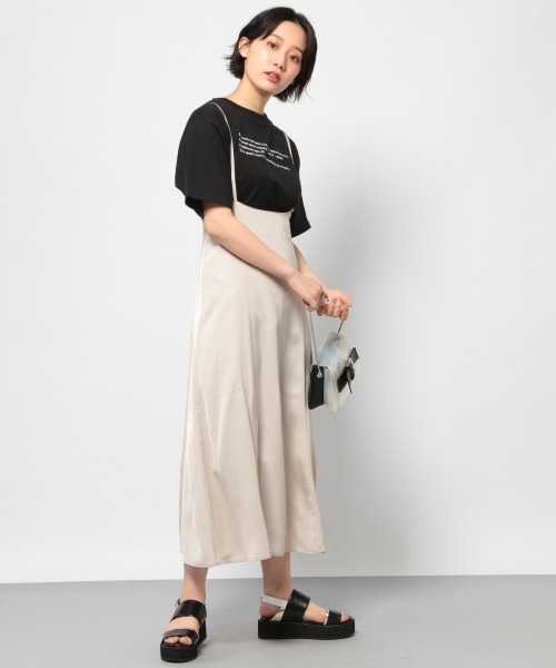 PAGEBOY(ページボーイ)の「サス付セミフレアスカート(スカート・レディース・ブラック/グリーン/グレイッシュベージュ・FREE)」の8枚目の写真