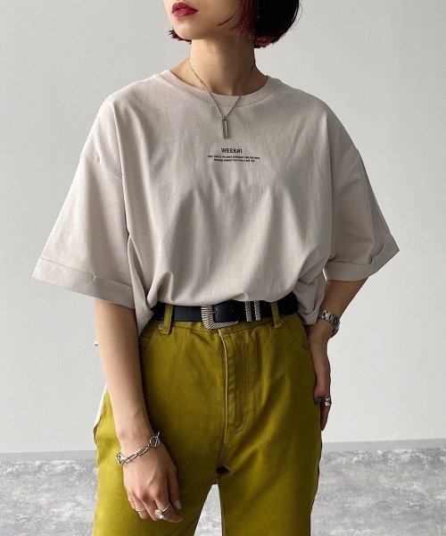 PAGEBOY（ページボーイ）の「プチロゴBIGTシャツ（Tシャツ/カットソー・レディース・ブラック/ブラウン/オフホワイト/グレイッシュベージュ・FREE）」の4枚目の写真