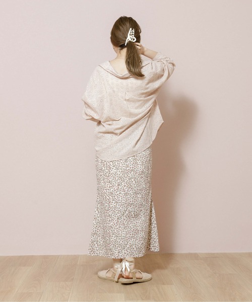 flower(フラワー)の「フラワースウィンギングスカート 3(スカート・レディース・パープル/ネイビー/カーキ/アイボリー・FREE)」の15枚目の写真