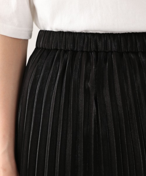 LOWRYS FARM(ローリーズファーム)の「シアープリーツスカート 894381(スカート・レディース・ブラック/ブラウン/ブルー/アイボリー・FREE)」の15枚目の写真