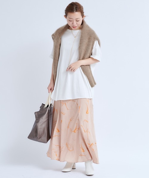 DouDou（ドゥドゥ）の「ボカシ柄プリントスカート（スカート・レディース・ベージュ/チャコールグレー・FREE）」の4枚目の写真