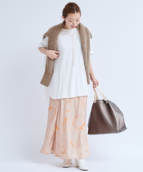 DouDou（ドゥドゥ）の「ボカシ柄プリントスカート（スカート・レディース・ベージュ/チャコールグレー・FREE）」の6枚目の写真