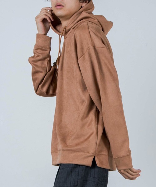 WEGO（ウィゴー）の「WEGO/フェイクスエードプルパーカー（パーカー・メンズ・ブラック/ベージュ/キャメル/パープル系その他/ブラウン系その他/サックスブルー・LARGE/MEDIUM）」の6枚目の写真