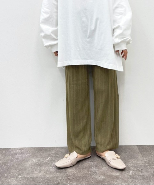 apres jour mignon（アプレジュールミニョン）の「リブ透かしニットパンツ【ZOZOTOWN限定アイテム】（その他パンツ・レディース・ブラック/ブラウン系その他/カーキ/アイボリー・X-LARGE/SMALL/MEDIUM）」の17枚目の写真