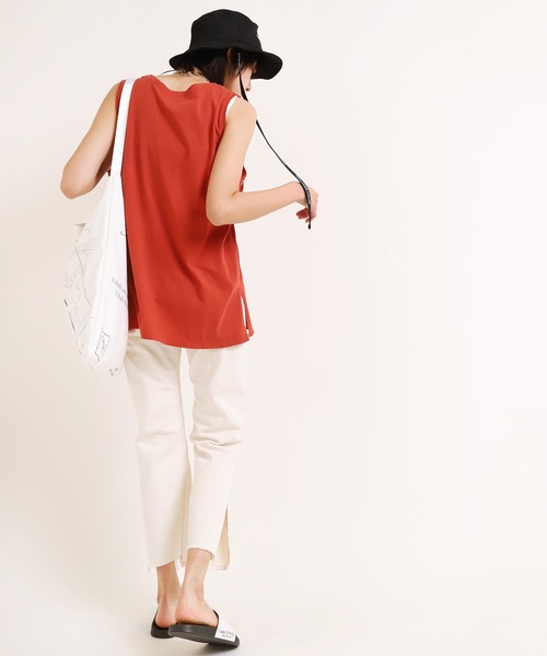 RNA（アールエヌエー）の「R3830 スリットルーズスリム（デニムパンツ・レディース・キナリ・MEDIUM/SMALL）」の7枚目の写真