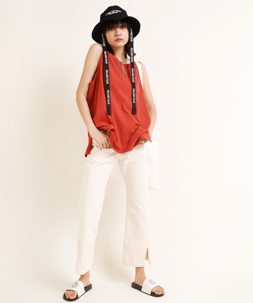 RNA（アールエヌエー）の「R3830 スリットルーズスリム（デニムパンツ・レディース・キナリ・MEDIUM/SMALL）」の15枚目の写真