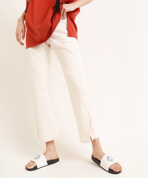 RNA（アールエヌエー）の「R3830 スリットルーズスリム（デニムパンツ・レディース・キナリ・MEDIUM/SMALL）」の16枚目の写真