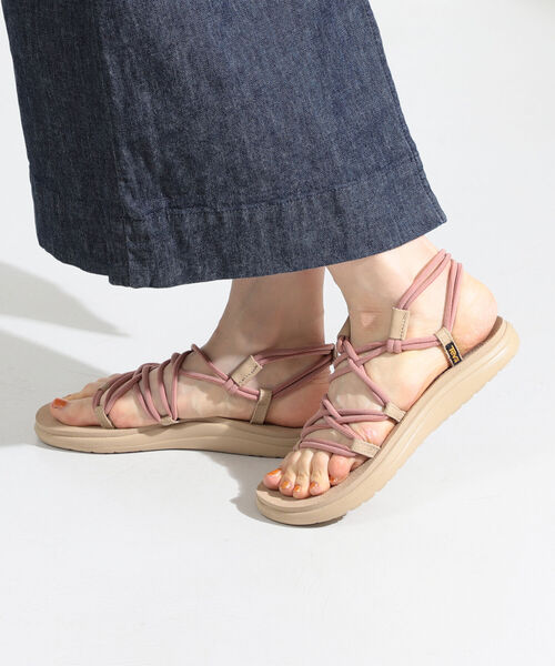 Ray BEAMS（レイビームス）の「【WEB限定】TEVA / VOYA INFINITY SPACE DYE（サンダル・レディース・コーラル/グリーン系その他5・6/8/5/7）」の2枚目の写真