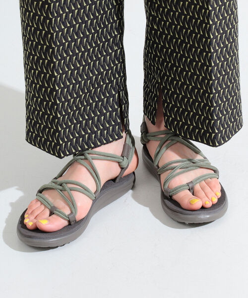 Ray BEAMS（レイビームス）の「【WEB限定】TEVA / VOYA INFINITY SPACE DYE（サンダル・レディース・コーラル/グリーン系その他5・6/8/5/7）」の12枚目の写真