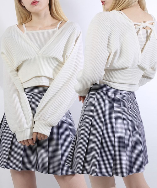 WC（ダブル シー）の「WC/アンサンブルVネックトップス（アンサンブル・レディース・ブラック/カーキ/ホワイト/ライトパープル・FREE）」の2枚目の写真