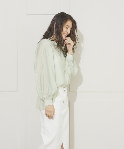 LIPSTAR（リップスター）の「【WEB別注】シアーソデボリュームブラウス（シャツ/ブラウス・レディース・オレンジ/グリーン/ブラック/オフホワイト・M）」の21枚目の写真