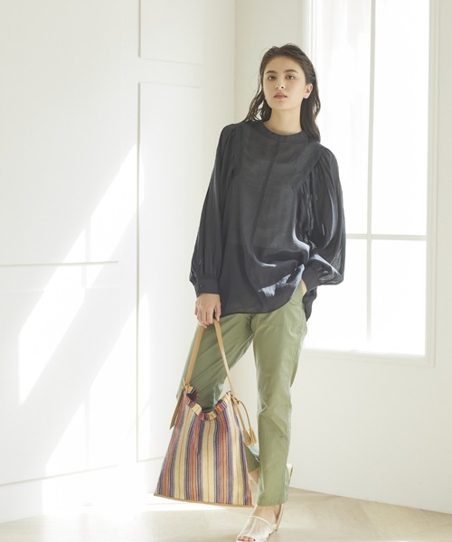 LIPSTAR（リップスター）の「【WEB別注】シアーソデボリュームブラウス（シャツ/ブラウス・レディース・オレンジ/グリーン/ブラック/オフホワイト・M）」の17枚目の写真