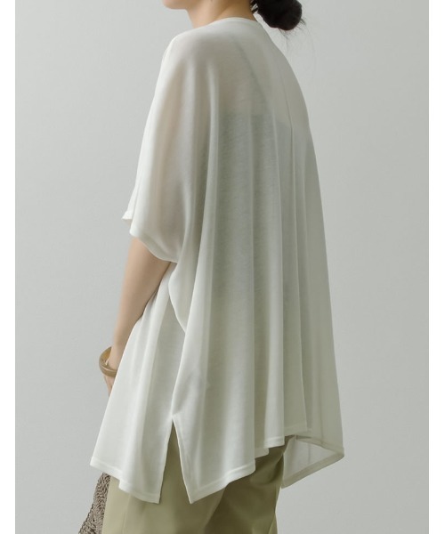 Re:EDIT（リエディ）の「センターシームシアーニットソーポンチョ（Tシャツ/カットソー・レディース・ブラック/アイボリー/ベージュ/ブラウン・MEDIUM/LARGE）」の11枚目の写真