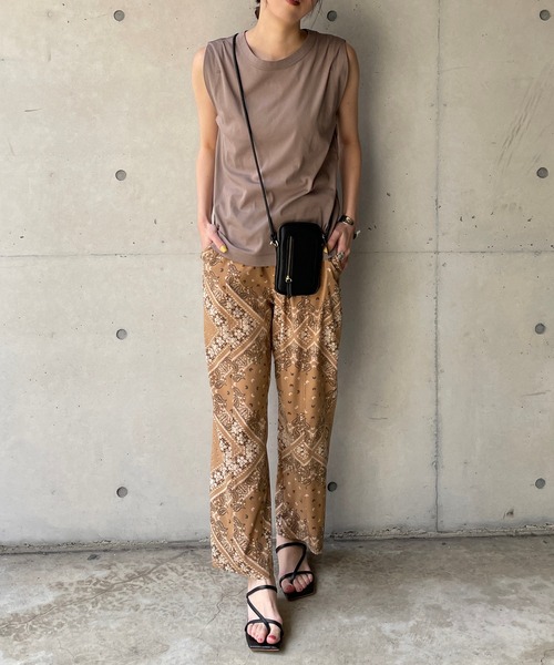 CAPRICIEUX LE'MAGE（カプリシューレマージュ）の「〈新色追加・WEB/一部店舗限定〉プリントイージーパンツ（その他パンツ・レディース・ベージュ/ブルー/ブラック・FREE）」の15枚目の写真