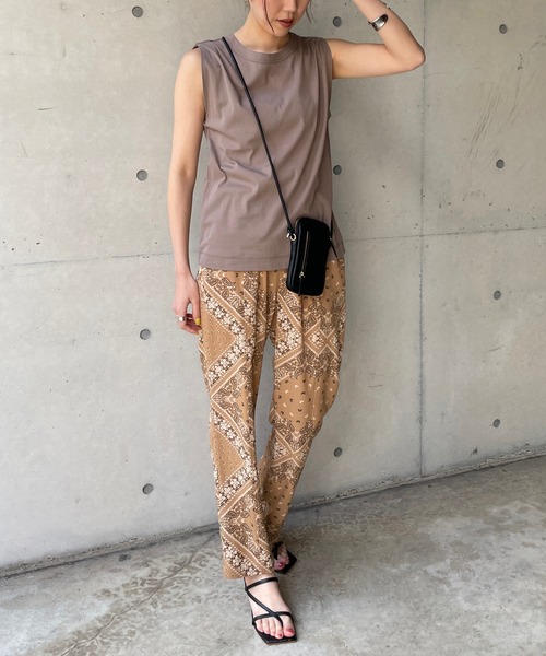 CAPRICIEUX LE'MAGE（カプリシューレマージュ）の「〈新色追加・WEB/一部店舗限定〉プリントイージーパンツ（その他パンツ・レディース・ベージュ/ブルー/ブラック・FREE）」の22枚目の写真