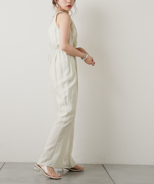 Chico(チコ)の「【SALON by Chico】バックリボンノースリーブコンビネゾン(つなぎ/オールインワン・レディース・ピンク/ライトベージュ・FREE)」の3枚目の写真