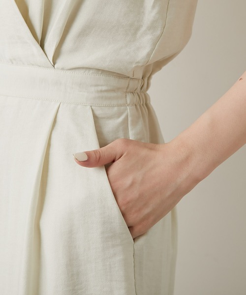 Chico(チコ)の「【SALON by Chico】バックリボンノースリーブコンビネゾン(つなぎ/オールインワン・レディース・ピンク/ライトベージュ・FREE)」の15枚目の写真