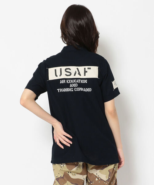 AVIREX（アヴィレックス）の「ステンシルパッチド ミリタリーシャツ/ STENCIL PATCHED MILITARY SHIRT（シャツ/ブラウス・レディース・オリーブ/ネイビー/Nat・SMALL/MEDIUM/LARGE）」の3枚目の写真