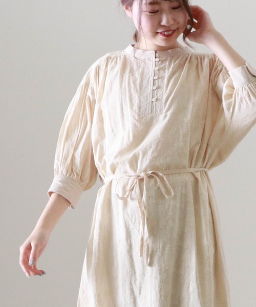 Cheek（チーク）の「コットンドビードルマンヘンリーワンピース（ワンピース・レディース・グレイッシュベージュ/オフホワイト・MEDIUM）」の21枚目の写真