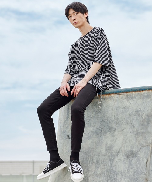 act'm（アクトム）の「1ポケット オーバーサイズ ボーダークルーネック半袖Tシャツ（Tシャツ/カットソー・メンズ・ブラック×グレー/ホワイト系その他・S/M/L）」の9枚目の写真