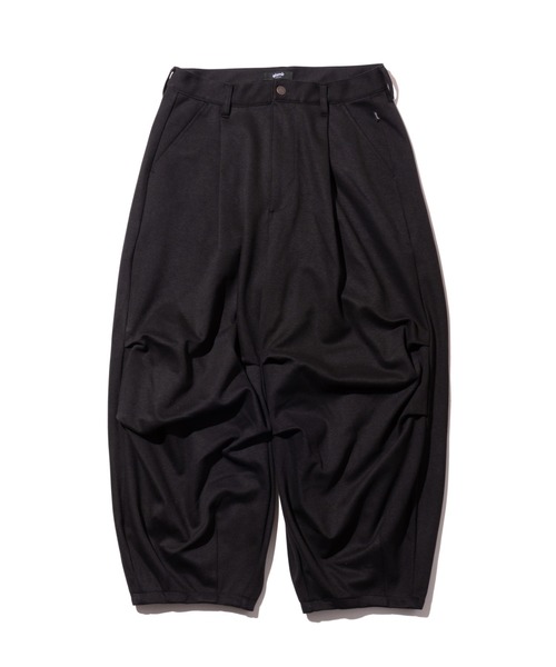 glamb（グラム）の「Easy cropped hem tuck pants / イージークロップドヘムタックパンツ（その他パンツ・メンズ・ブラック/グレー/カーキ・S/L/M）」の4枚目の写真