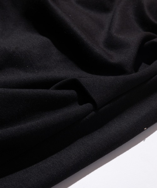 glamb（グラム）の「Easy cropped hem tuck pants / イージークロップドヘムタックパンツ（その他パンツ・メンズ・ブラック/グレー/カーキ・S/L/M）」の9枚目の写真