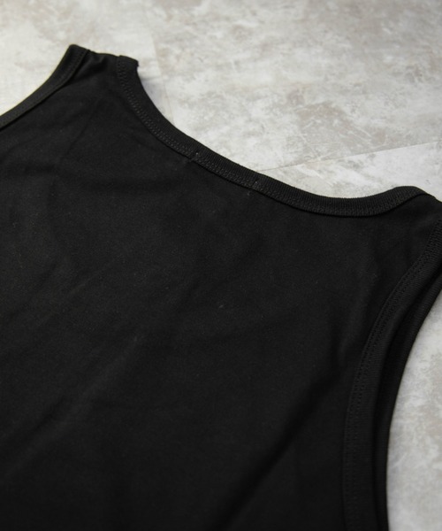 NYLAUS（ナイラス）の「プレーティング天竺 ドライ 接触冷感 ロング丈タンクトップ（タンクトップ・メンズ・ホワイト/ブラック/ベージュ/イエロー/グリーン・LL/M/L）」の18枚目の写真