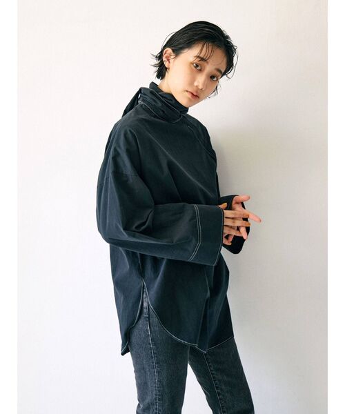 Ungrid(アングリッド)の「ハイネックデザインブラウス(シャツ/ブラウス・レディース・ブラック/オフホワイト・FREE)」の16枚目の写真