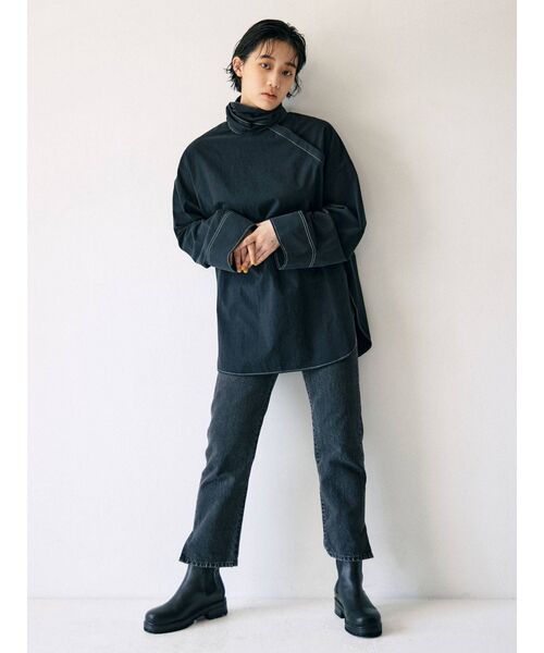 Ungrid(アングリッド)の「ハイネックデザインブラウス(シャツ/ブラウス・レディース・ブラック/オフホワイト・FREE)」の3枚目の写真