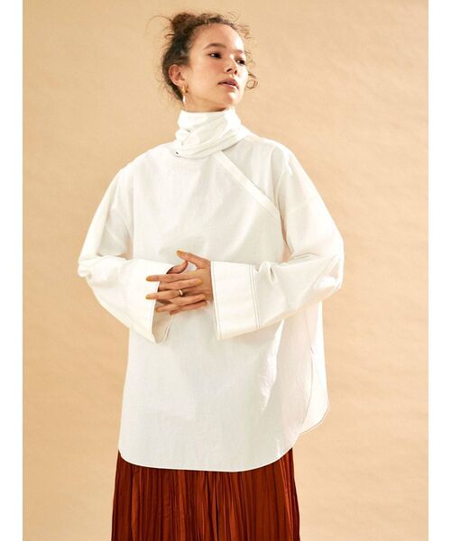 Ungrid(アングリッド)の「ハイネックデザインブラウス(シャツ/ブラウス・レディース・ブラック/オフホワイト・FREE)」の7枚目の写真