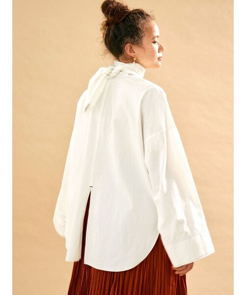 Ungrid(アングリッド)の「ハイネックデザインブラウス(シャツ/ブラウス・レディース・ブラック/オフホワイト・FREE)」の5枚目の写真