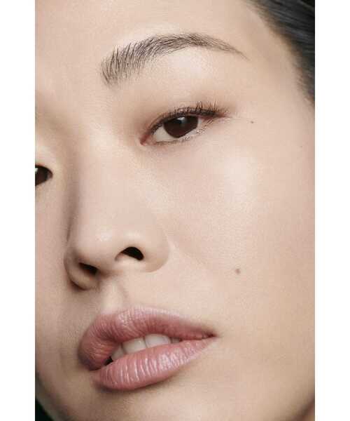 CHANEL(シャネル)の「サブリマージュ ル タン プレミアム クリーム ファンデーション(均一に整え、輝きをもたらす)(ファンデーション・レディース・10 ベージュ/12 ベージュ ロゼ/20 ベージュ/21 ベージュ/30 ベージュ/01 BEIGE・FREE)」の22枚目の写真