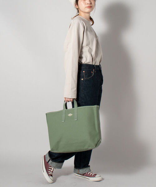 DANTON（ダントン）の「【DANTON/ダントン】トートバック Mサイズ #DT-H004 LCS（トートバッグ・メンズ・ブラック/グリーン/キナリ・FREE）」の4枚目の写真