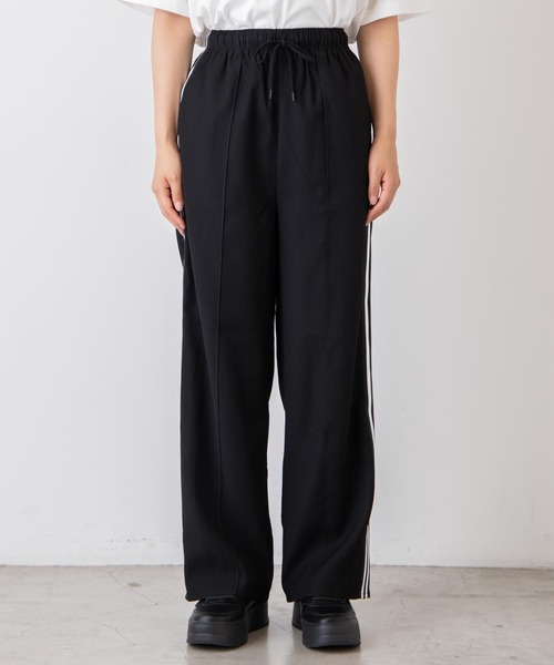 WEGO（ウィゴー）の「WEGO/ラインワイドパンツ（スウェットパンツ・レディース・ダークグリーン/ブラック/ワイン/ブラック系その他・FREE）」の16枚目の写真