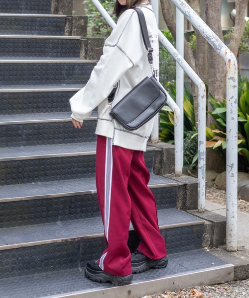 WEGO（ウィゴー）の「WEGO/ラインワイドパンツ（スウェットパンツ・レディース・ダークグリーン/ブラック/ワイン/ブラック系その他・FREE）」の13枚目の写真