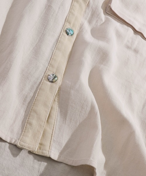 ScoLar(スカラー)の「花柄袖シャツ(シャツ/ブラウス・レディース・ベージュ/オフホワイト/カーキ・M)」の11枚目の写真