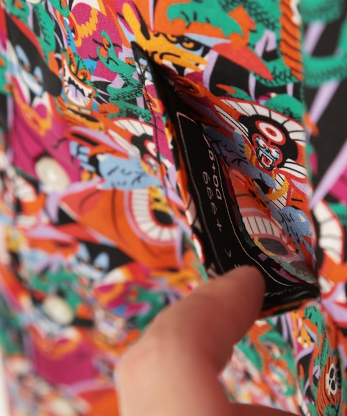 Design Tshirts Store graniph(デザイン ティーシャツ ストア グラニフ)の「ボス パターン(ドラゴンクエスト)|コラボシャツ(シャツ/ブラウス・メンズ・マルチ・SMALL/LARGE/MEDIUM)」の10枚目の写真