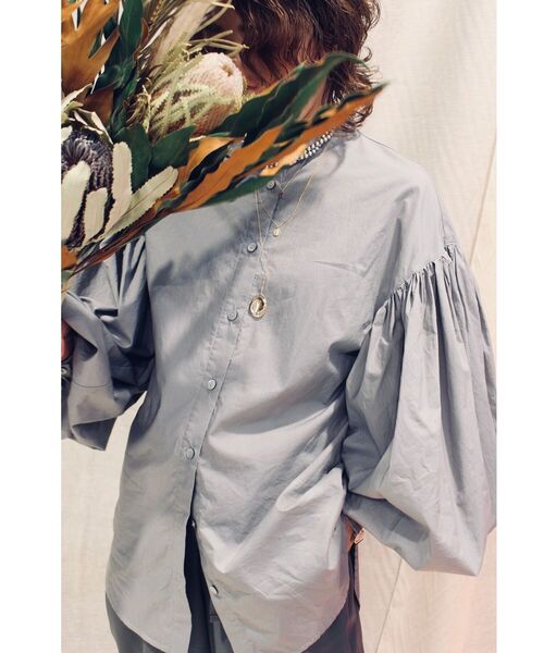 Toironier（トワロニエ）の「Toironier(トワロニエ ) ボリュームスリーブシャツ　volume sleeve SHT（シャツ/ブラウス・レディース・ホワイト/グレー・FREE）」の20枚目の写真