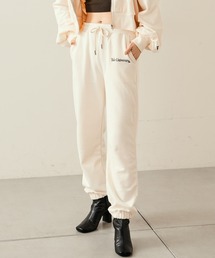 YALE ロゴスウェット裾絞りパンツ