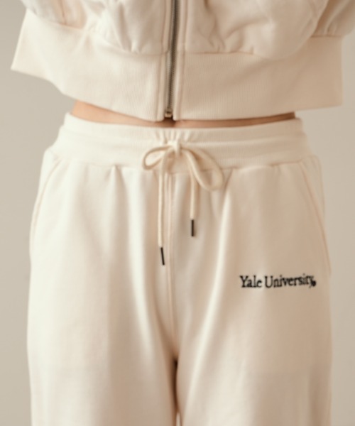 Chico（チコ）の「YALE ロゴスウェット裾絞りパンツ（スウェットパンツ・レディース・チャコールグレー/グレー/アイボリー・FREE）」の14枚目の写真