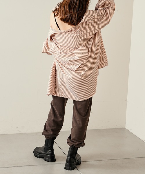 Chico（チコ）の「YALE ロゴスウェット裾絞りパンツ（スウェットパンツ・レディース・チャコールグレー/グレー/アイボリー・FREE）」の22枚目の写真