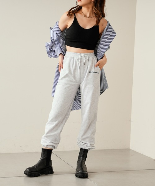 Chico（チコ）の「YALE ロゴスウェット裾絞りパンツ（スウェットパンツ・レディース・チャコールグレー/グレー/アイボリー・FREE）」の10枚目の写真