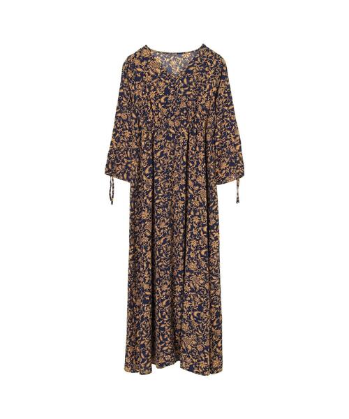 koe（コエ）の「【回収商品】袖ドロスト花柄プリントマキシワンピース*（ワンピース・レディース・ブラック/ネイビー・FREE）」の5枚目の写真