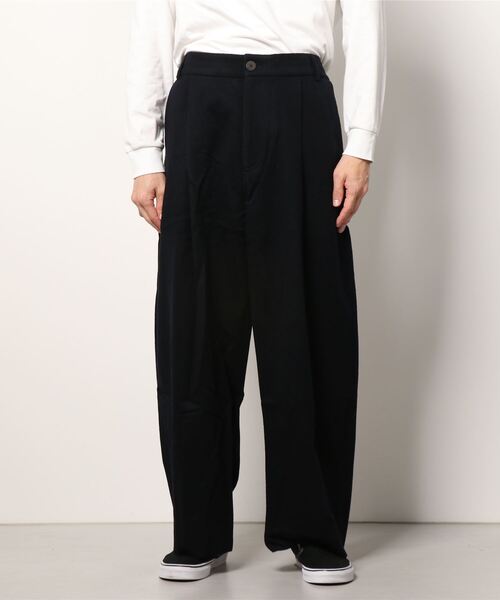 STUDIO NICHOLSON（スタジオニコルソン）の「【STUDIO NICHOLSON】 FELTED FINE WOOL TAILORED VOLUME PANT（その他パンツ・メンズ・ダークネイビー・MEDIUM）」の4枚目の写真