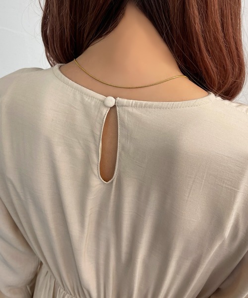 apres jour mignon（アプレジュールミニョン）の「袖ボリュームロングワンピース【ZOZOTOWN限定アイテム】（ワンピース・レディース・アイボリー/ブラック・フリー/X-LARGE）」の4枚目の写真