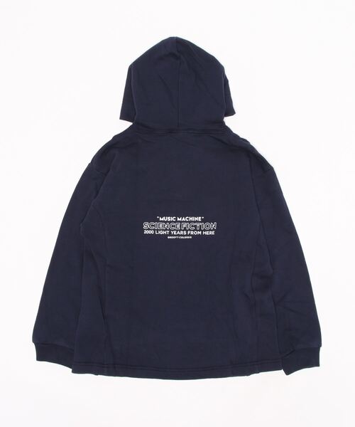 GROOVY COLORS(グルービーカラーズ)の「裏毛 SF パーカー(パーカー・キッズ・チャコールグレー/ネイビー/アイボリー・130/140)」の4枚目の写真