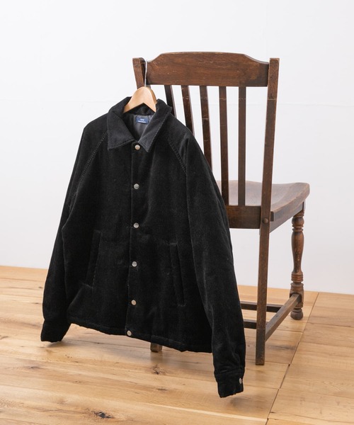 ITEMS URBANRESEARCH（アイテムズ アーバンリサーチ）の「コーデュロイ 中綿コーチジャケット（ダウンジャケット/コート・メンズ・オフホワイト/ブラック/グレー/キャメル・MEDIUM/LARGE）」の9枚目の写真
