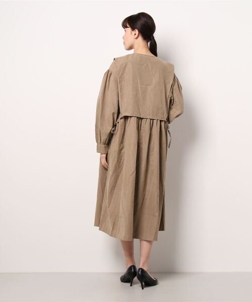 nemne store（ネンネストア）の「朝食を食べるフラップ付きレイヤード風ワンピース（ワンピース・レディース・ブラウン/グリーン/グレー系その他・フリー）」の4枚目の写真