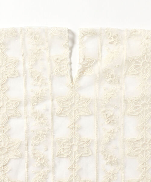 BEAMS BOY(ビームスボーイ)の「BEAMS BOY / 2WAY レース アームカバー(付け襟・レディース・ブラック/オフホワイト・ONE SIZE)」の20枚目の写真