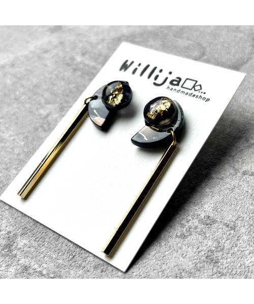 tone(トーン)の「【Willija】金属アレルギー対応《月葉》紫陽花の月モチーフピアス(MA)(ピアス(両耳用)・レディース・シルバー系その他/ゴールド系その他/グリーン系その他/ブラック・FREE)」の4枚目の写真
